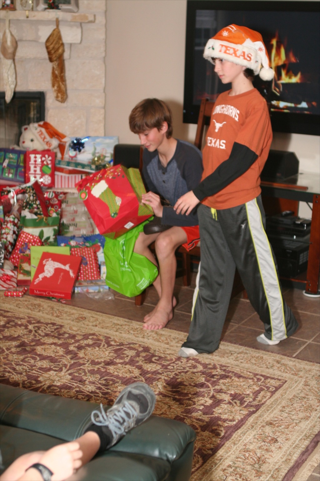 2012-12-24 038 Christmas Eve at T&S.jpg